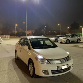 Nissan Versa 2010