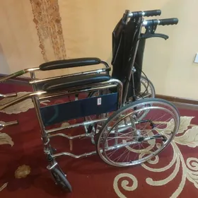 Инвалидная коляска