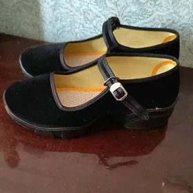 Туфли женские