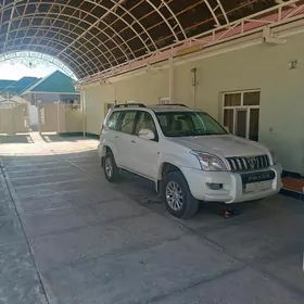 Toyota Land Cruiser Prado 2005