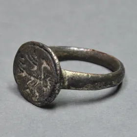 Antikwariat yuzuk IX-XI asyr