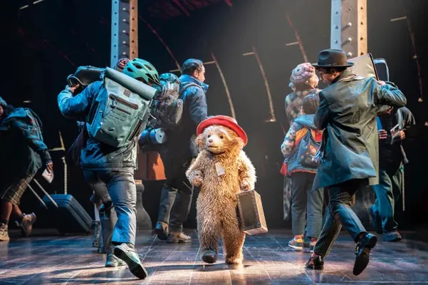 Aýyjyk Paddington BAFTA dabarasynyň alyp baryjylarynyň biri bolar