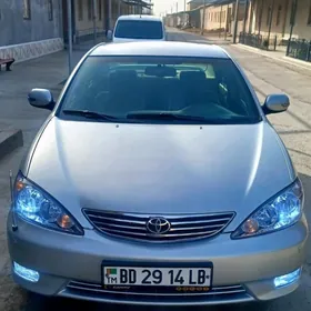 Toyota Camry 2005