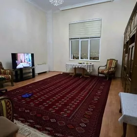 Eyesi podwoyski 3-komnat