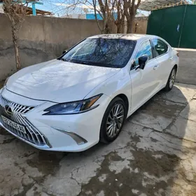 Lexus ES 350 2023