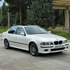BMW E39 2002