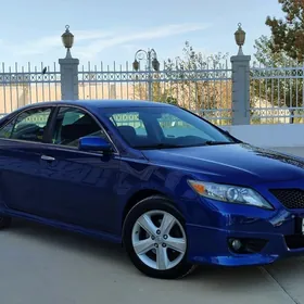 Toyota Camry 2011