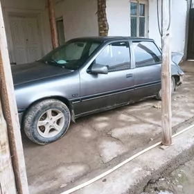 Opel Vectra 1989