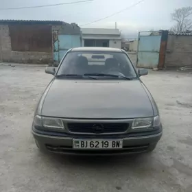 Opel Astra 1992