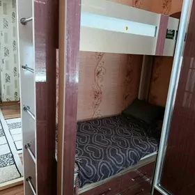 двухяросная кровать