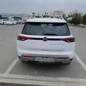 Nissan Pathfinder 2023