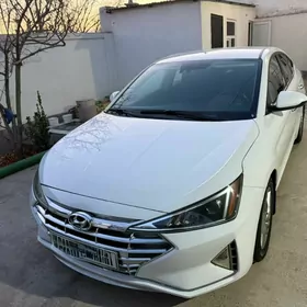 Hyundai Elantra 2019