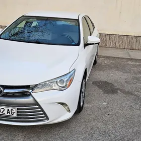 Toyota Camry 2016
