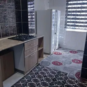 Eýedinden büzmeýin gressda jaý