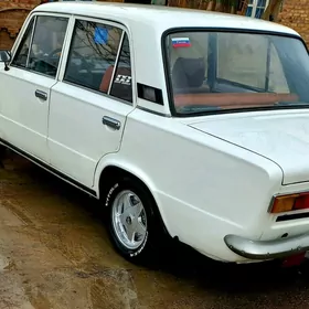 Lada 2104 1986