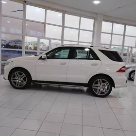 Mercedes-Benz ML350 2013