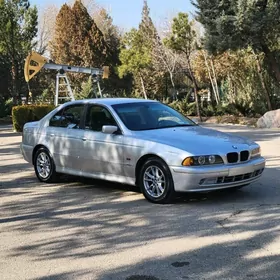 BMW E39 2002