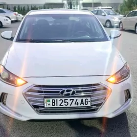 Hyundai Elantra 2018