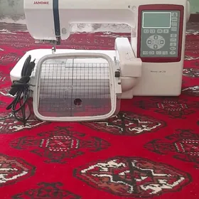 JANOME 230E
