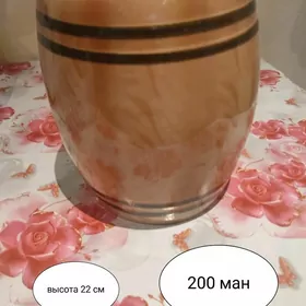 бочонок, кувшин, рыбки и ваза