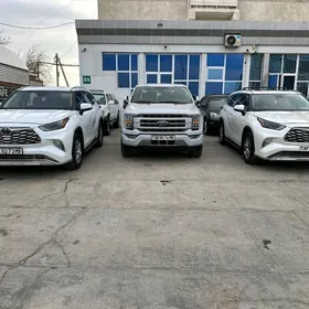 Toyota Highlander 2022