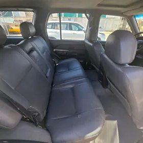 Nissan Pathfinder 2001