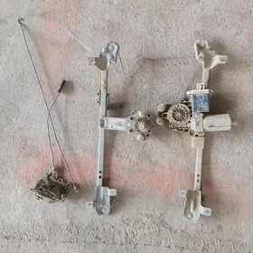 ayna goteryan we zamok