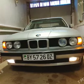 BMW 525 1990