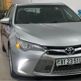 Toyota Camry 2015
