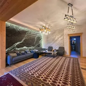 2-комн. 1-этаж  Центр