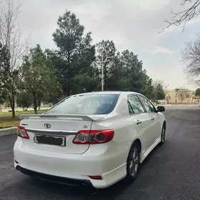 Toyota Corolla 2012