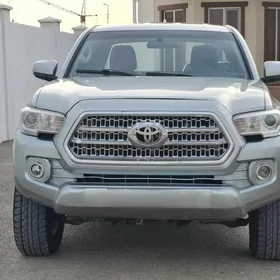 Toyota Tacoma 2016
