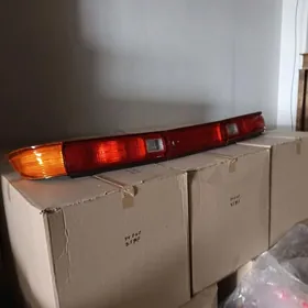 stop yz cyra mark taze