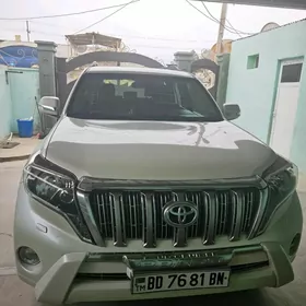 Toyota Land Cruiser Prado 2014