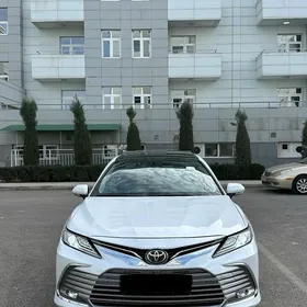 Toyota Camry 2023