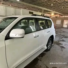 Toyota Land Cruiser Prado 2012