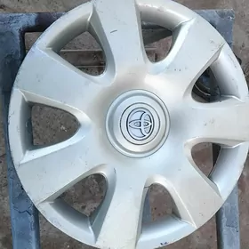 Toyota Camry radnoý kalpak 15l
