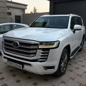 Toyota Land Cruiser 2023