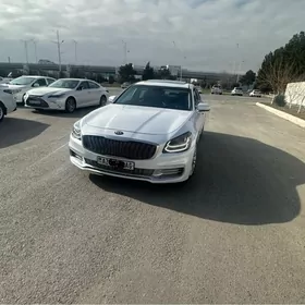 Kia K900 2018