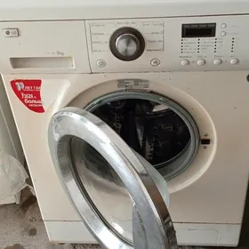 стиральная машина,lg8кгКорея