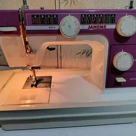 Швейная машинка