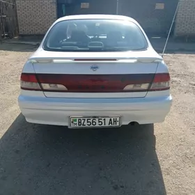 Nissan Maxima 1998