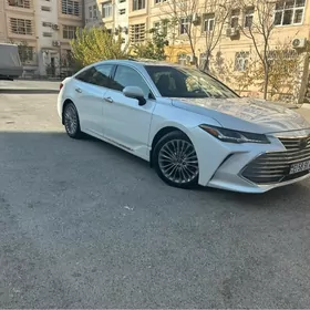 Toyota Avalon 2019