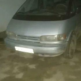Toyota Previa 1991