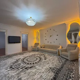 5 мкр 3 комнаты 1 этаж