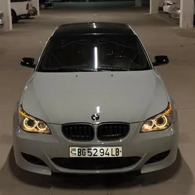 BMW E60 2004