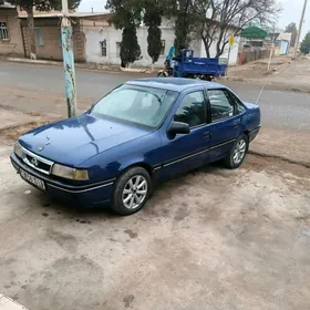 Opel Vectra 1992