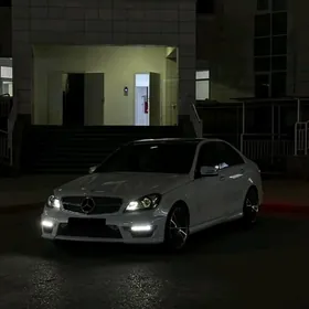 Mercedes-Benz C350 2008