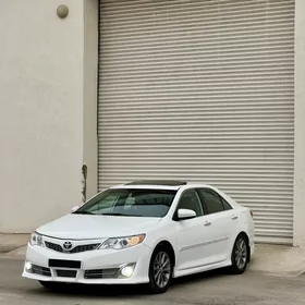 Toyota Camry 2012