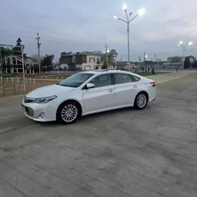Toyota Avalon 2013